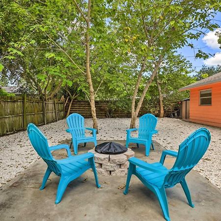 Boho-Chic Sarasota Hideaway Yard And Fire Pit!ヴィラ エクステリア 写真